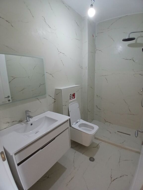 Shitet apartament 2+1+2 pranë Pajtoni Center për vetëm 125 milionë lekë