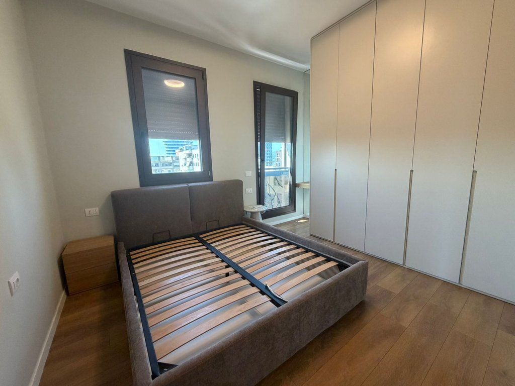 Liceo Sami Frashëri, Affittiamo appartamento 2+1 + Parcheggio TERRA143160