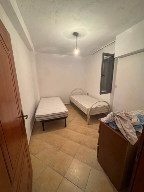 Appartamento 2+1 in affitto in casa privata al 1° piano