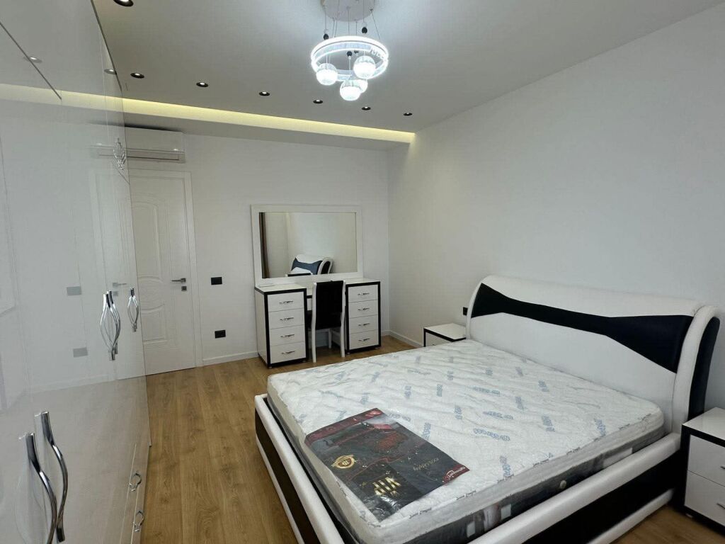 Jepet me qira apartamet 2+1+Post Parkimi ne Paskuqan