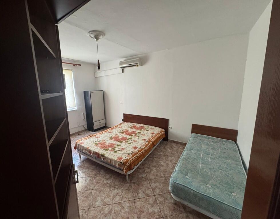 Apartament 1+1 per Qira - Ali Demi, pranë shkollës 9-vjeçare "Kushtrimi i Lirisë"