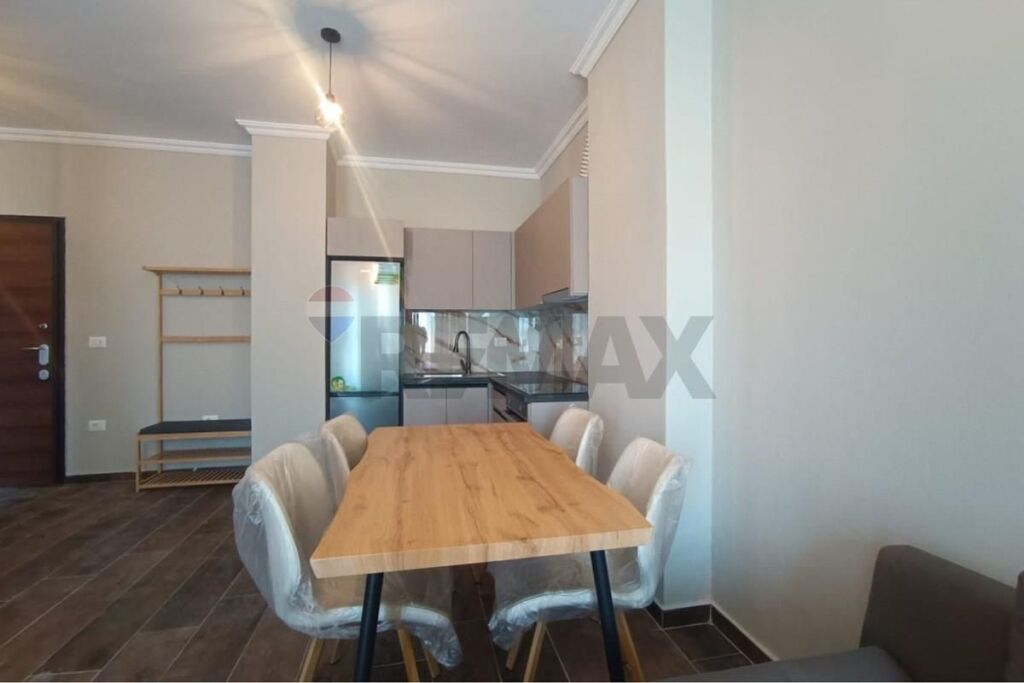 Apartament 1+1 me qera tek Kompleksi AURA