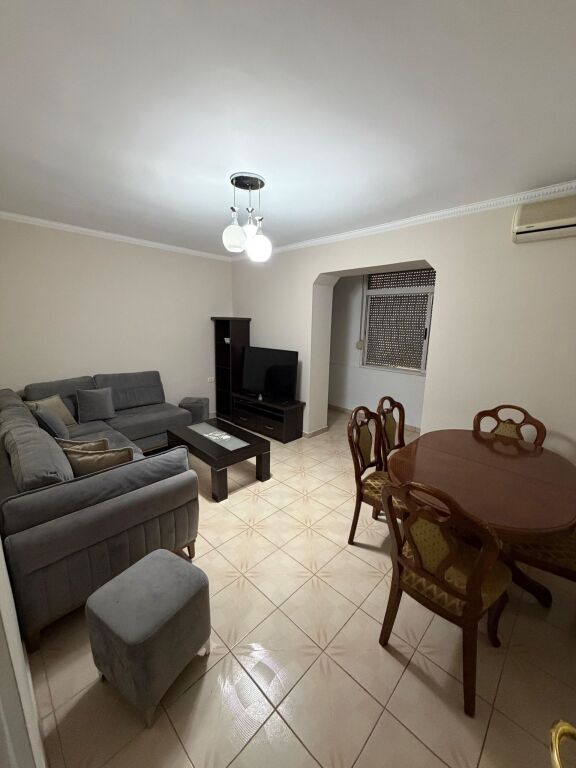 Affitto | Apartament 2 + 1 | Varri i Bamit | 500 €/mese