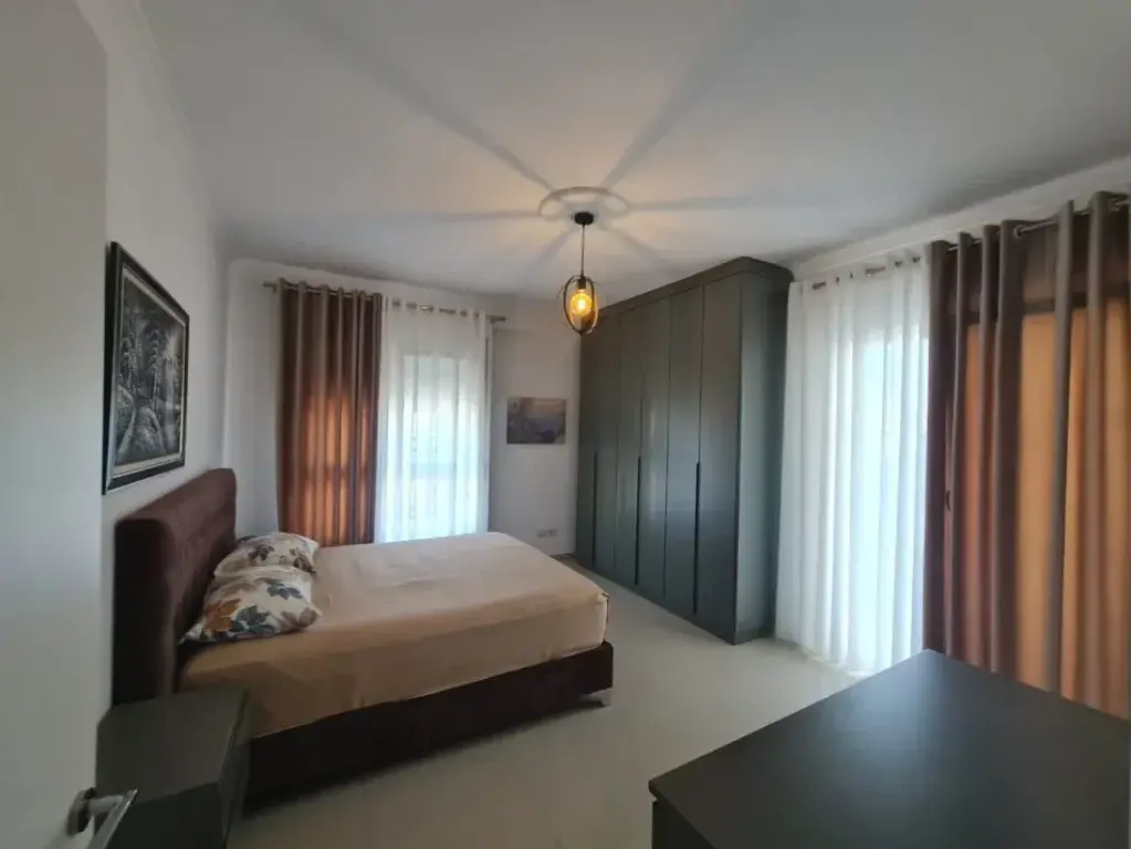 Affitto | Apartament 3 + 1 | Botanical Garden of Tirana | 800 €/mese