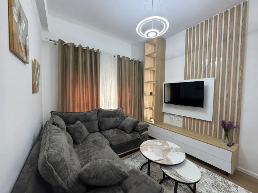 Qera | Apartament 1 + 1 | Mangalem 21 | 500 €/muaj