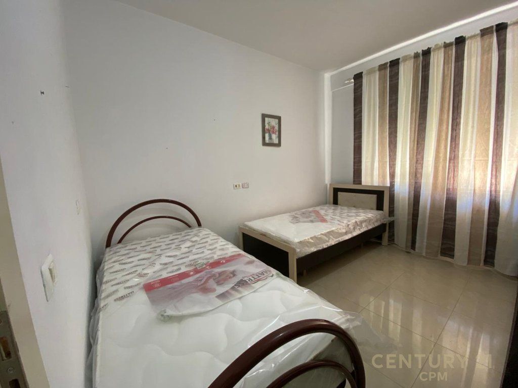 NE ZONEN E 5 MAJIT JAPIM ME QIRA APARTAMENT 2+1 ,RRUGA BESA bot143166