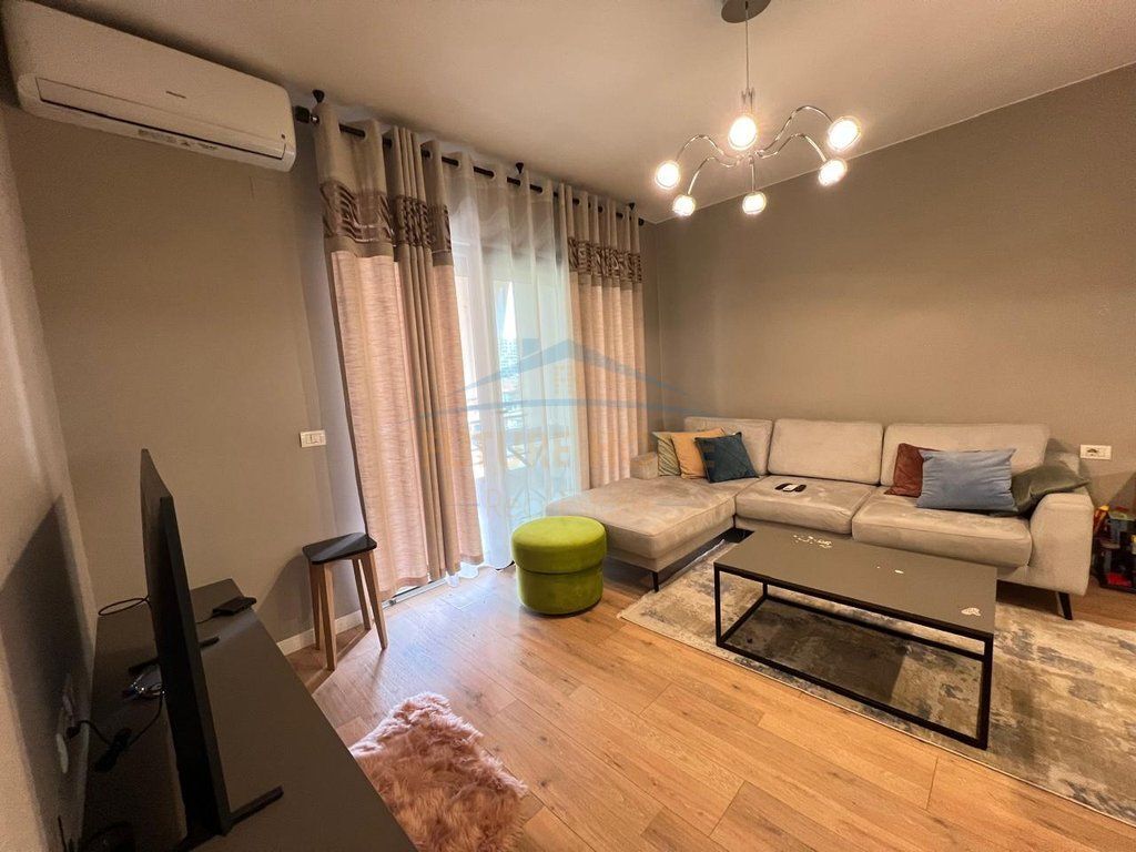 Shitet, Apartament 2+1+2, Kompleksi Panorama, Tiranë 286,000 €