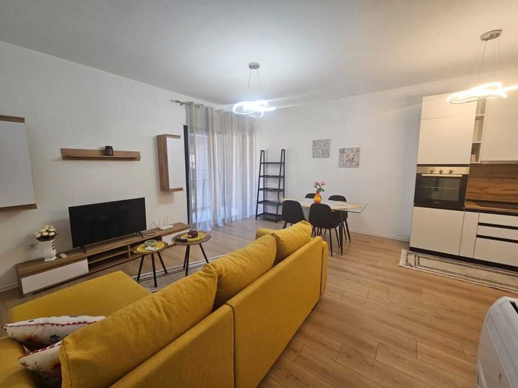 Apartament 1+1 per qera ne Astir!