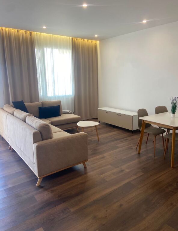 🏡 AFFITTASI APPARTAMENTO 1+1 in Via Mihal Grameno Vicino Ali Demi, 400 mila lek