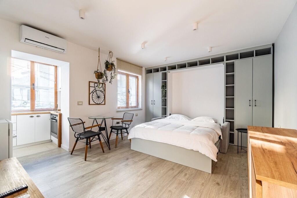 Garsoniere Me Qera tek Shkolla e Kuqe (ID BG180) Tirane