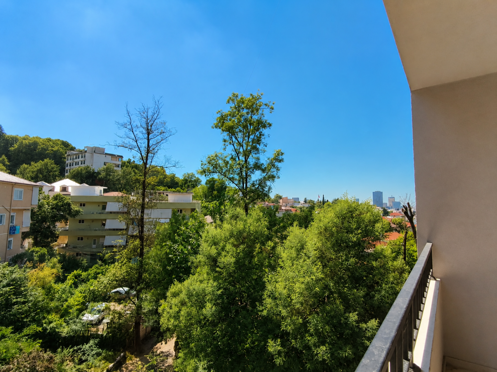 Shitet Apartament 2+1 tek Rezidenca Bellevue - Kompleksi Xheluks