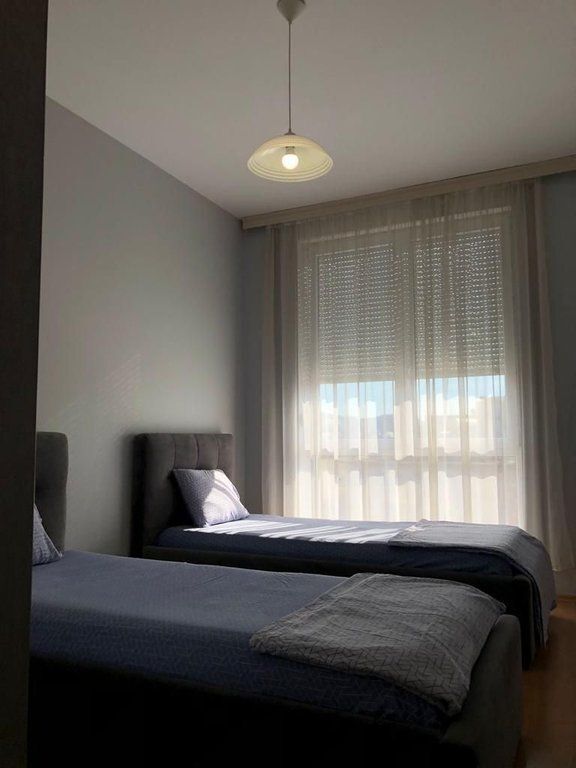 JEPET ME QIRA DUPLEX TEK 21 DHJETORI