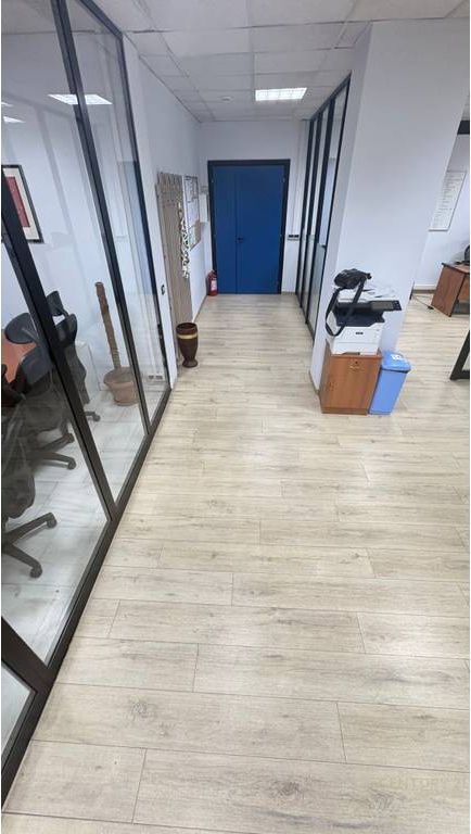 UFFICIO IN AFFITTO IN CENTRO, ALL'INTERNO DI UNA TORRE COMMERCIALE