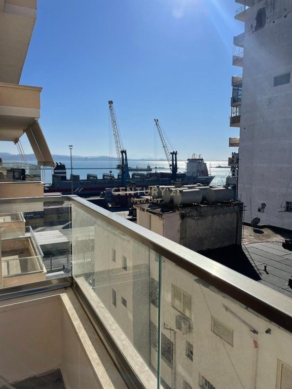 FOR RENT 1+1 APARTMENT AT NEW PORT ROAD! 550 € /Month