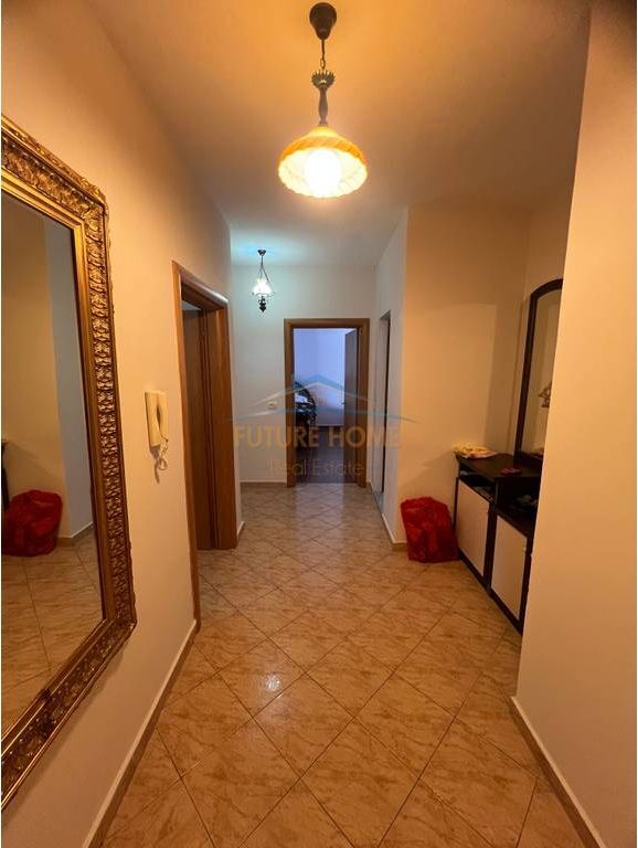 Shitet, Apartament 2+1, Prane Kompleksit Delijorgji, Tiranë.