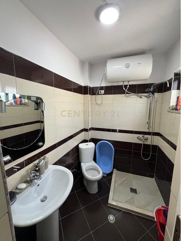 SHITET APARTAMENT 1+1+ VERAND NE LAPRAK!