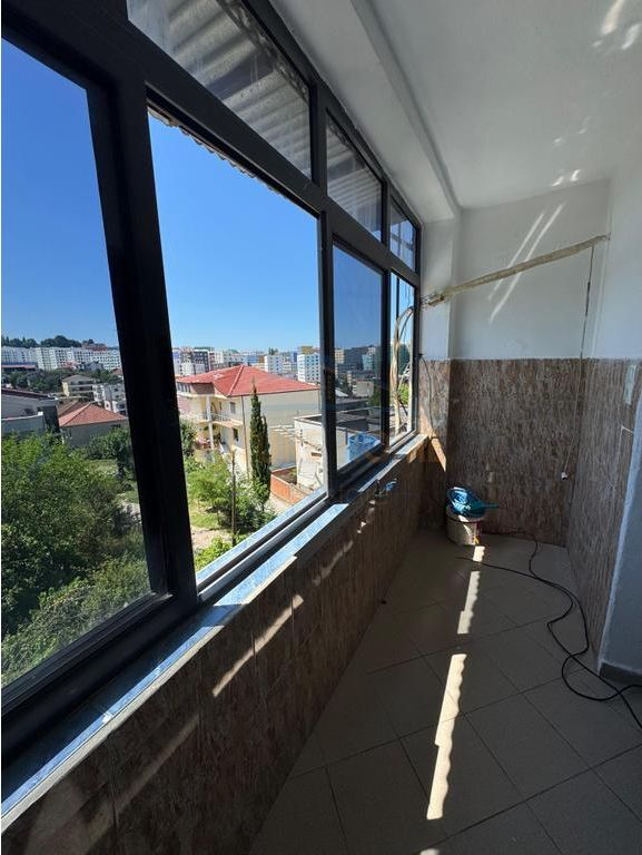 Shitet, Apartament 1+1, Ali Demi, Tirane