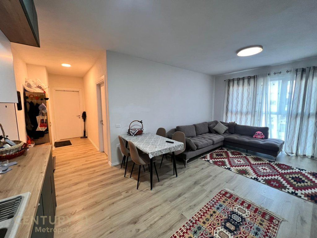 SHITET APARTAMENT 2+1 NE ASTIR!