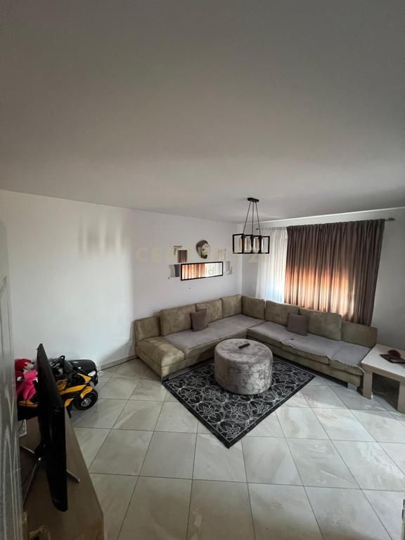 SHITET APARTAMENT 1+1+ VERAND NE LAPRAK!