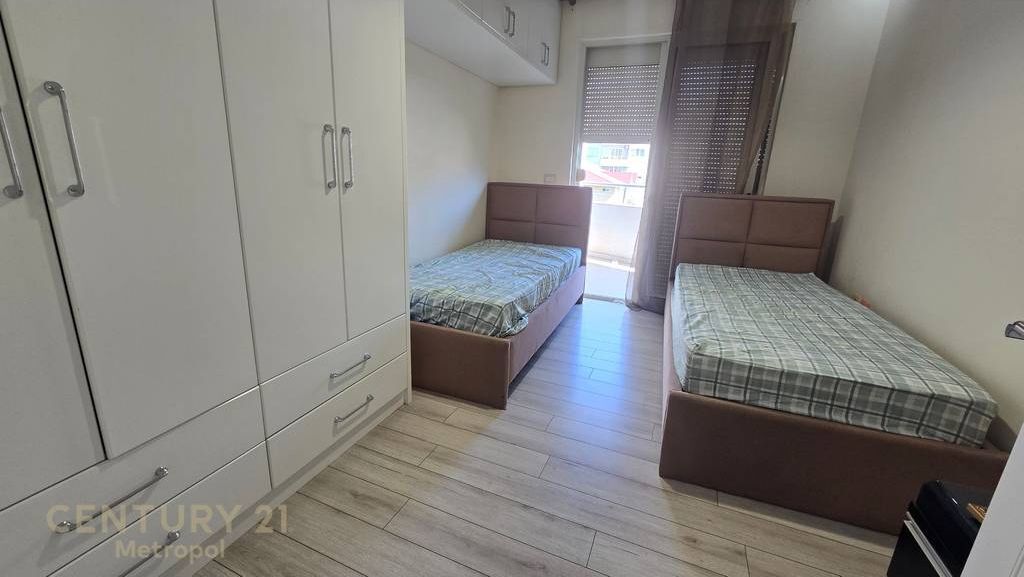 Affittiamo appartamento 2+1 a Fresk, all'inizio della via Dalip Topi!
