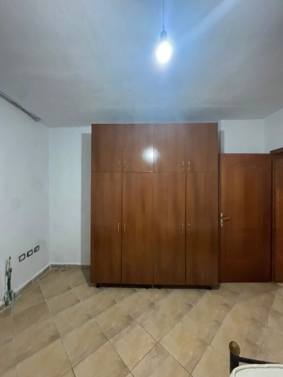 Appartamento 2+1 in affitto in casa privata al 1° piano