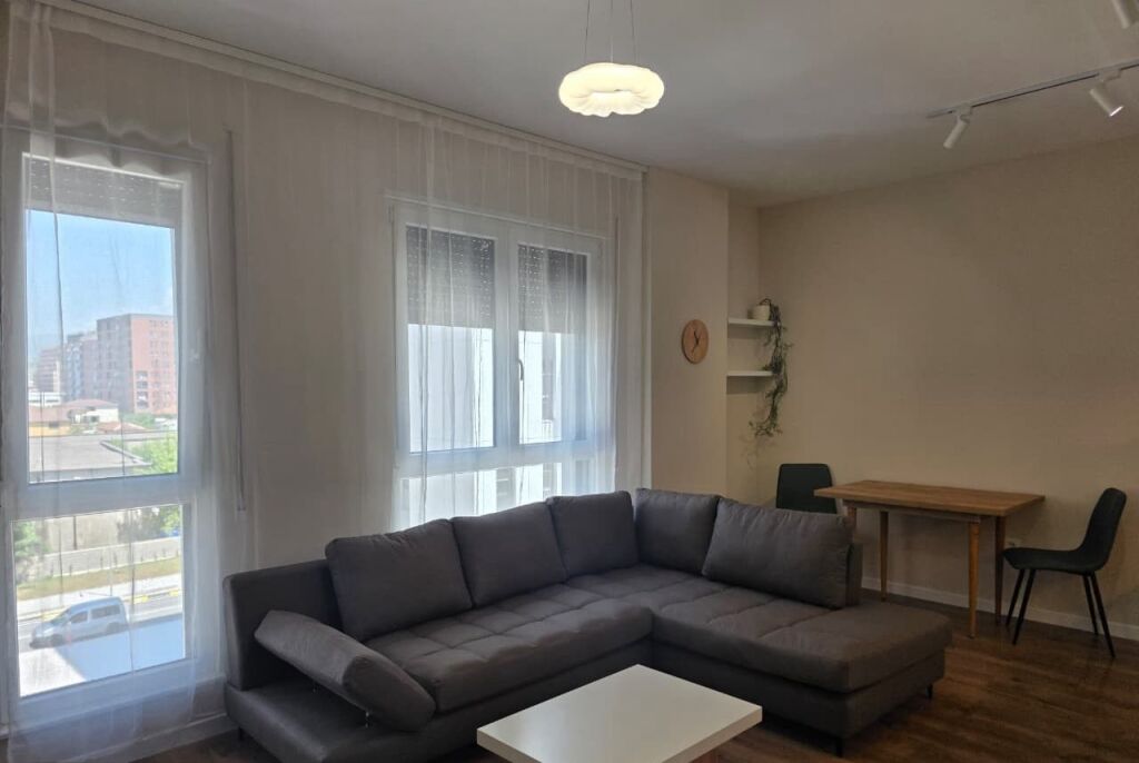 Apartament Me Qera 1+1 Tek 5 Maji (ID B2101756) Tirane