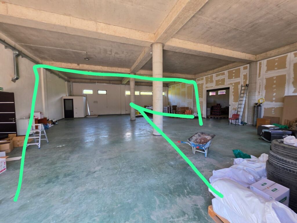 🏢 MAGAZINË MODERNE ME QIRA NË PRUSH – Kombinat 200 m² | Ndërtim i Ri | Standarde Bashkëkohore 5 m lartësi 💥 100.000 Lekë/Muaj 🔥🔥