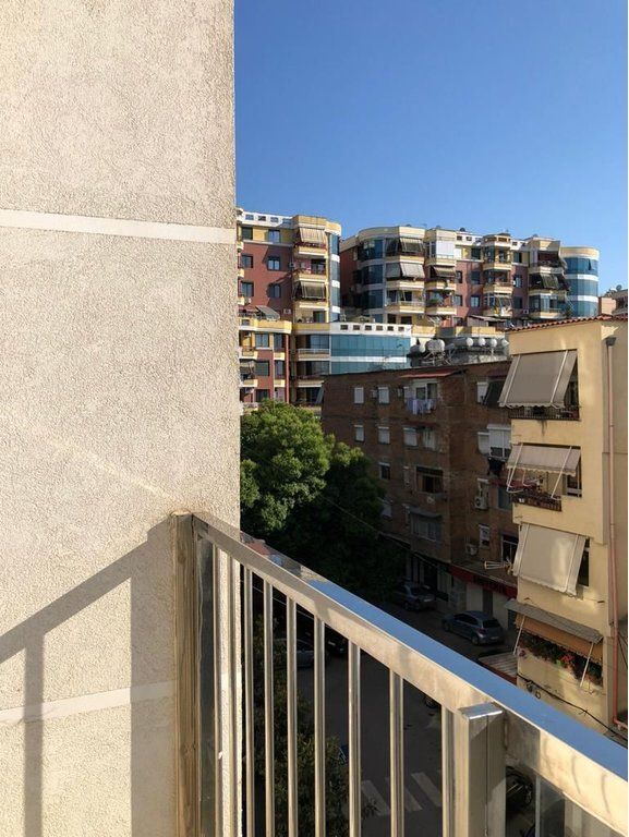 JEPET ME QIRA DUPLEX TEK 21 DHJETORI