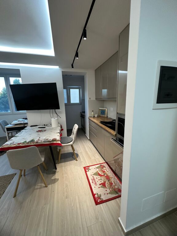 Shitet apartament 2+1 në Brryl për 189 milionë lekë