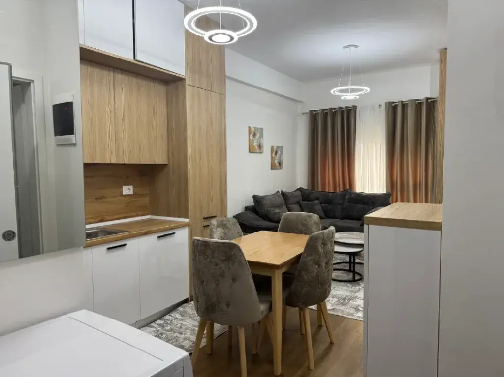 Qera | Apartament 1 + 1 | Mangalem 21 | 500 €/muaj