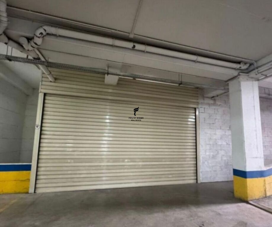 MAGAZINE ME QERA 200 M2 ASTIR 110.000 LEKE FH-79601