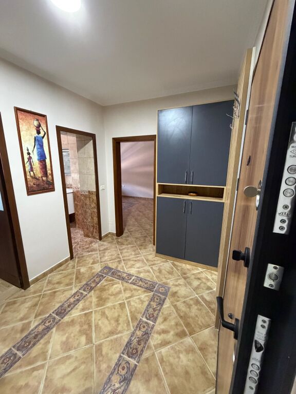 Affitto | Apartament 2 + 1 | Varri i Bamit | 500 €/mese