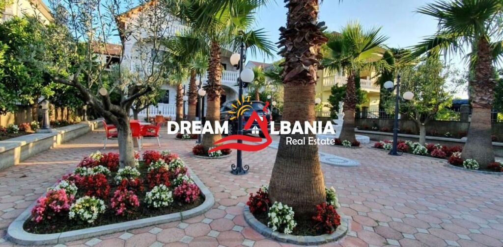 Shitet vile 3 kateshe ne autostraden Tirane—Durres prane Casa Italia ( ID 4151065).