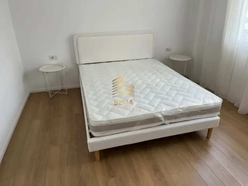 Qira, Hyrje Private 1+1, Ali Demi, 45.000 Lek/muaj