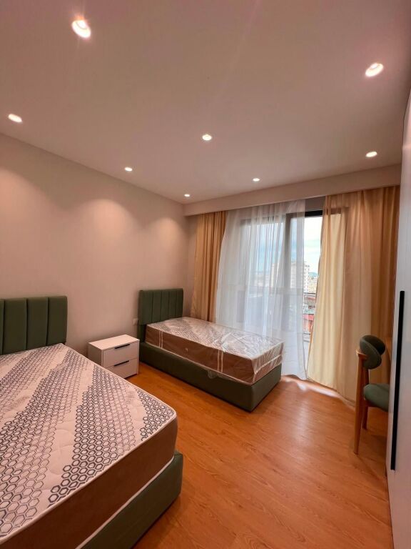 Rent | Apartament 2 + 1 | Don Bosko | 750 €/month
