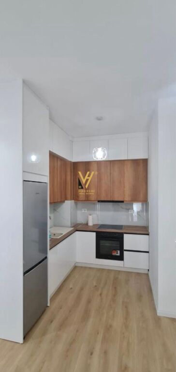 APPARTAMENTO 2+1+2+BLK IN AFFITTO A UNAZA E RE 50.000 LEKE