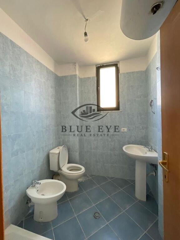 Apartament 2+1+2 për Shitje – Pranë Ish Fabrikës së Bukës, Durrës
