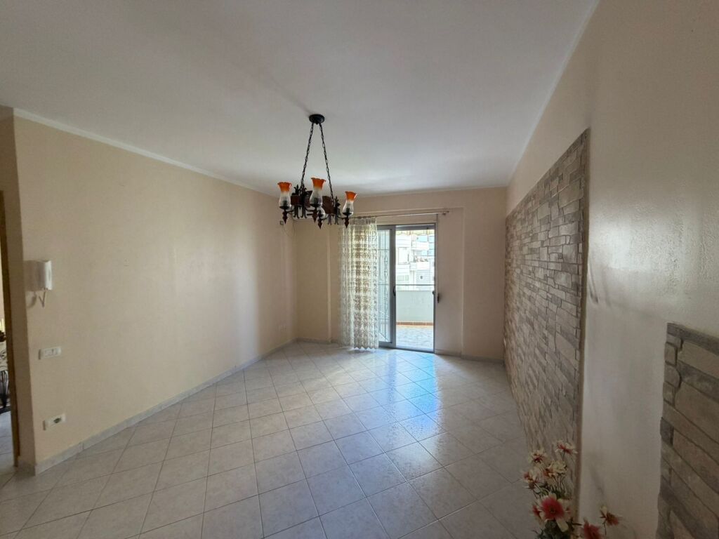 Apartment 1+1 for sale Vlore