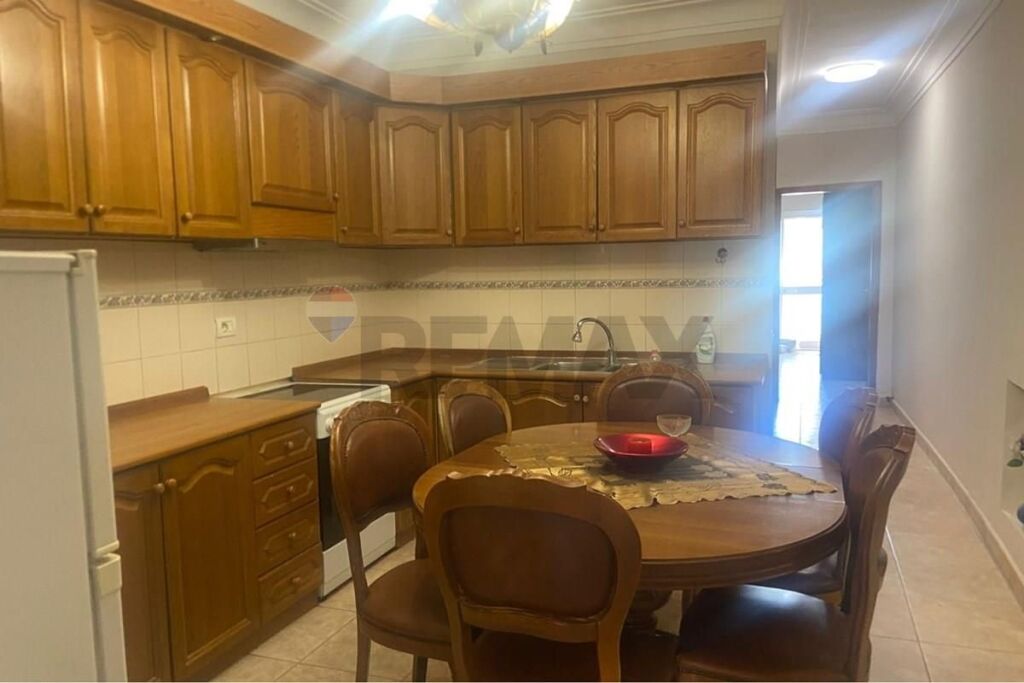 APARTAMENT PER SHITJE 3+1 TEK KOMUNA E PARISIT