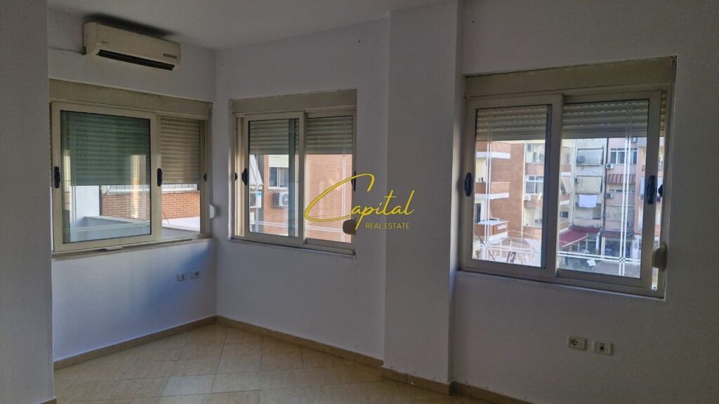 APPARTAMENTO IN AFFITTO 2+1 COMUNE DI PARIGI 45.000 LEKE