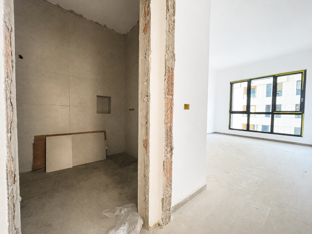 Shitet Apartament 2+1, 102.1 m² në Square 21, Tiranë