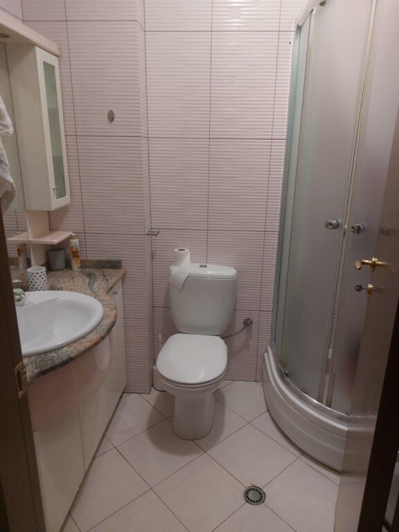 🏢Center, Bardhok Biba Street, furnished 1+1 apartment for rent 60,000Leke