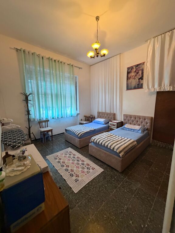 Affitto | Apartament 1 + 1 | Sheshi Karl Topia | 400 €/mese