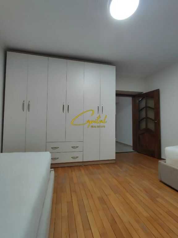 APARTAMENT ME QIRA 2+1 RRUGA FORTUZI 800 EURO