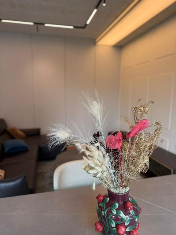 🌟 Shitet Apartament Luksoz 2+1+2 te Rezidenca Ambassador 3, pranë Stadiumit Air Albania 🌟