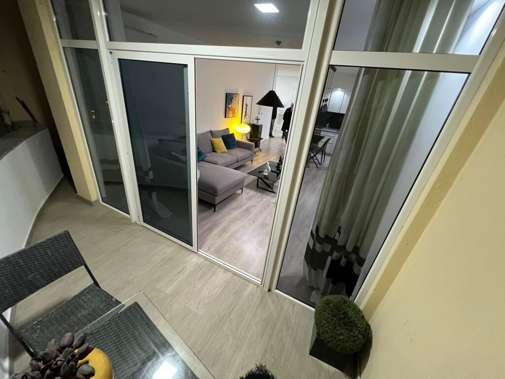 Apartment for rent near Globe