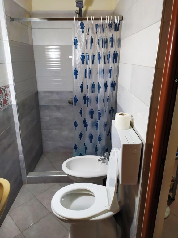 Qera | Garsoniere | Qendra Shëndetësore Qytet Studenti | 250 €/muaj