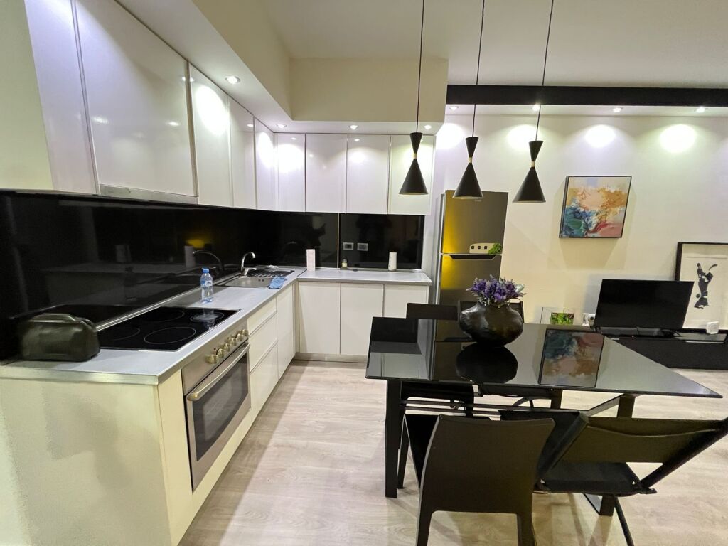 Apartment for rent near Globe