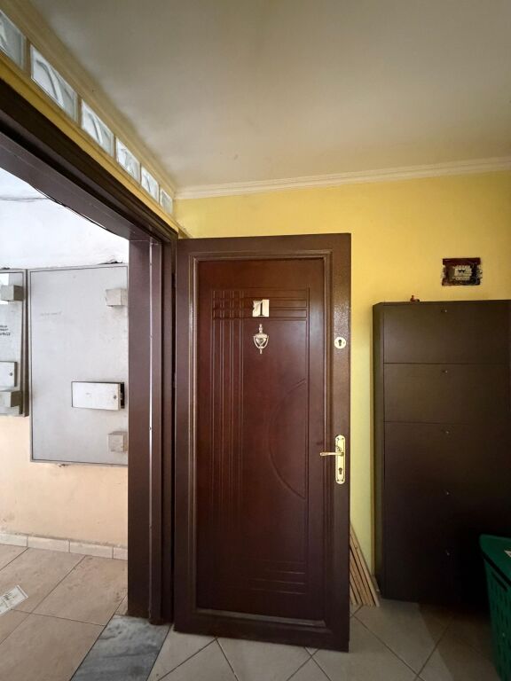Qera | Apartament 1 + 1 | Maternitet i Ri | 300 €/muaj