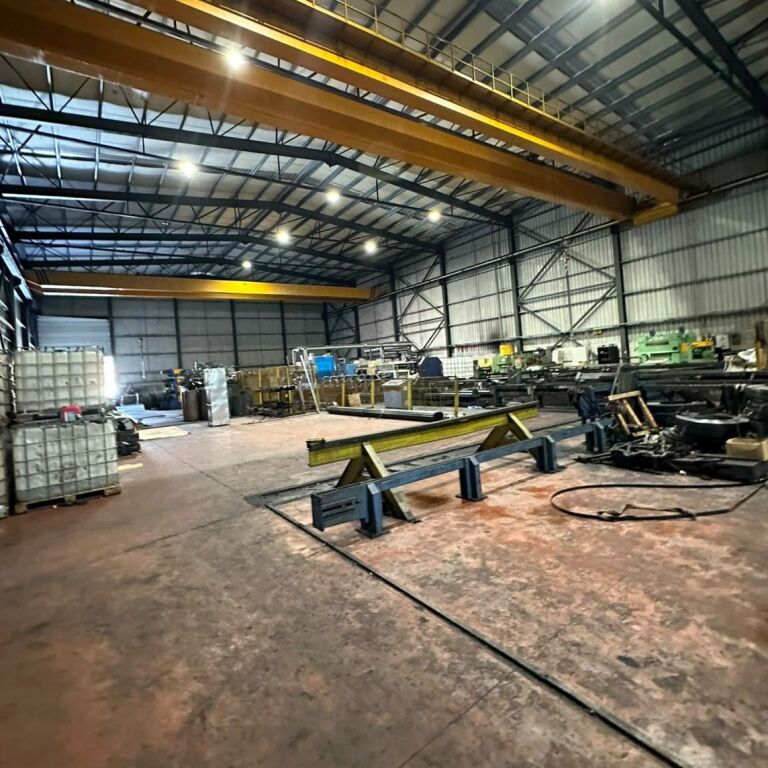 🏭✨ CAPANNONE INDUSTRIALE IN VENDITA 4.214 m² – VORË ✨🏭